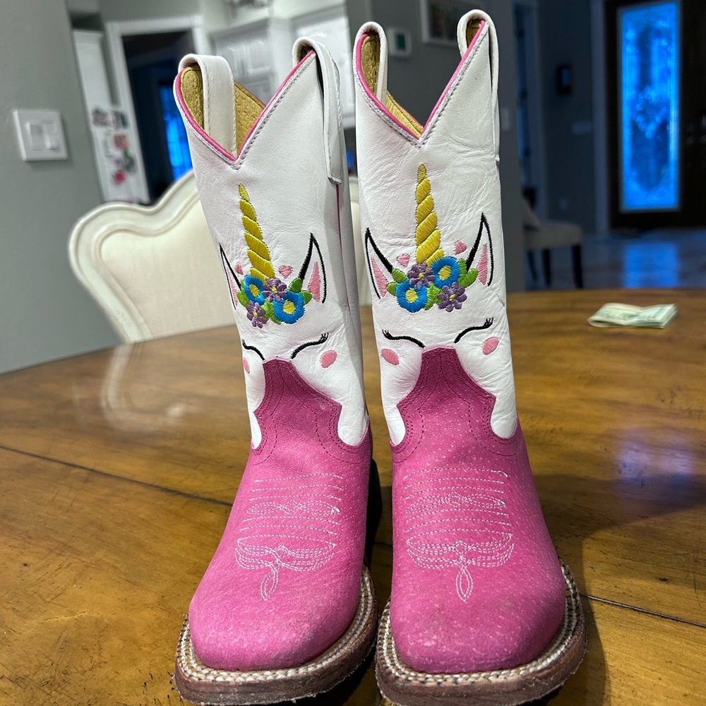 Macie Bean Western style cowgirl boots, unicorn embroidery and leather, size 12